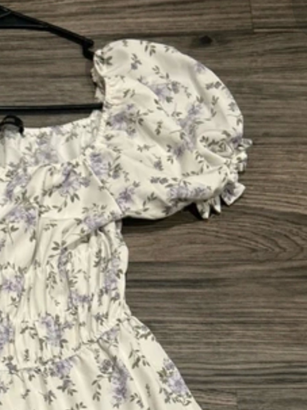 White Floral Midi Dress with Puff Sleeves M NWOT - Picture 3 of 6